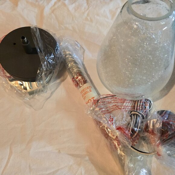 Beautiful Hinkley Finley Oil Rubbed Bronze Indoor Pendant Light- New, Open box. - Picture 2 of 6